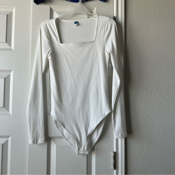 Long-Sleeve Ribbed Square-Neck Bodysuit for Women | Small Tall - Picture 1 of 3